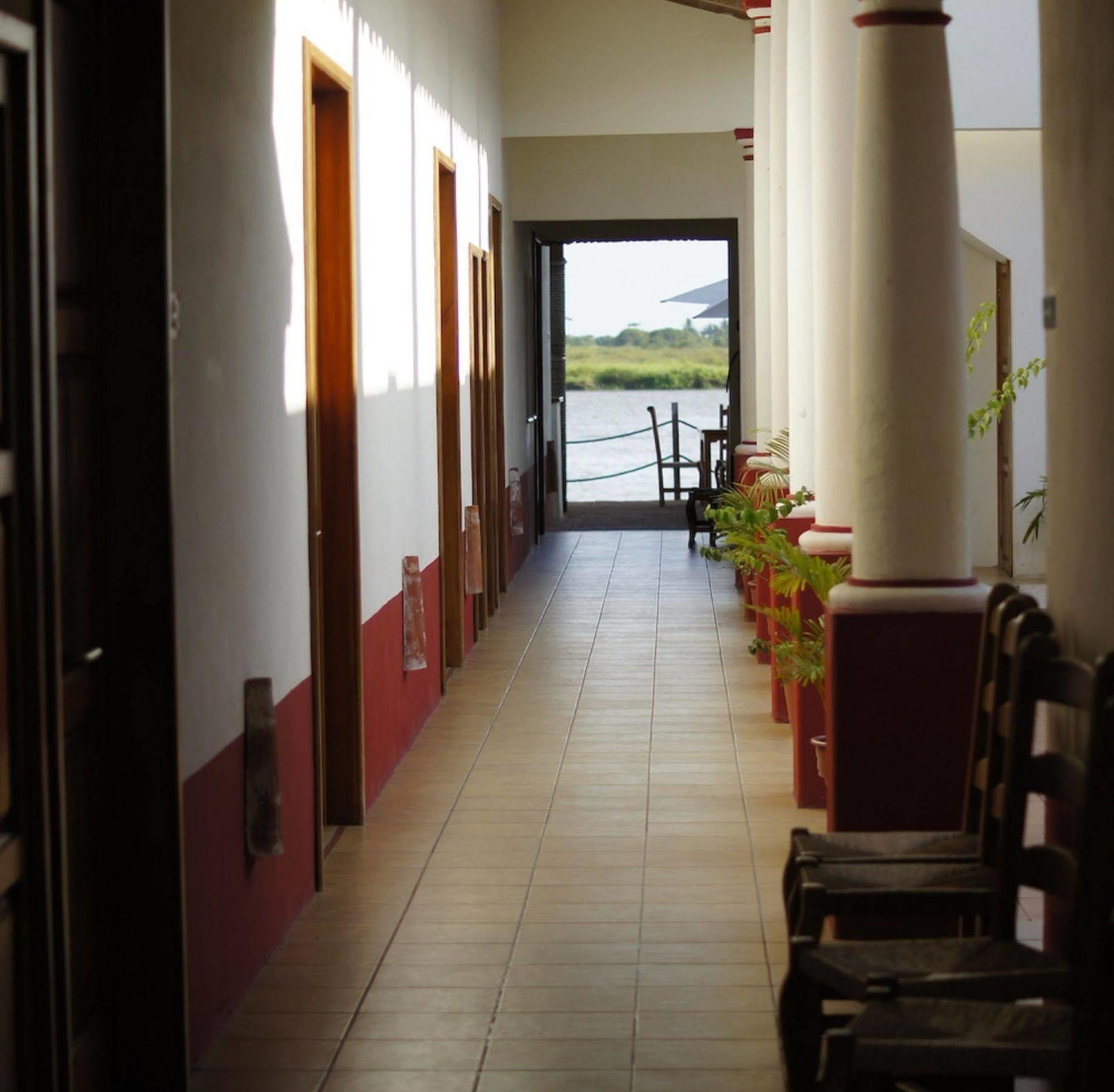 Casa Del Rio Hotel Tlacotalpan Buitenkant foto