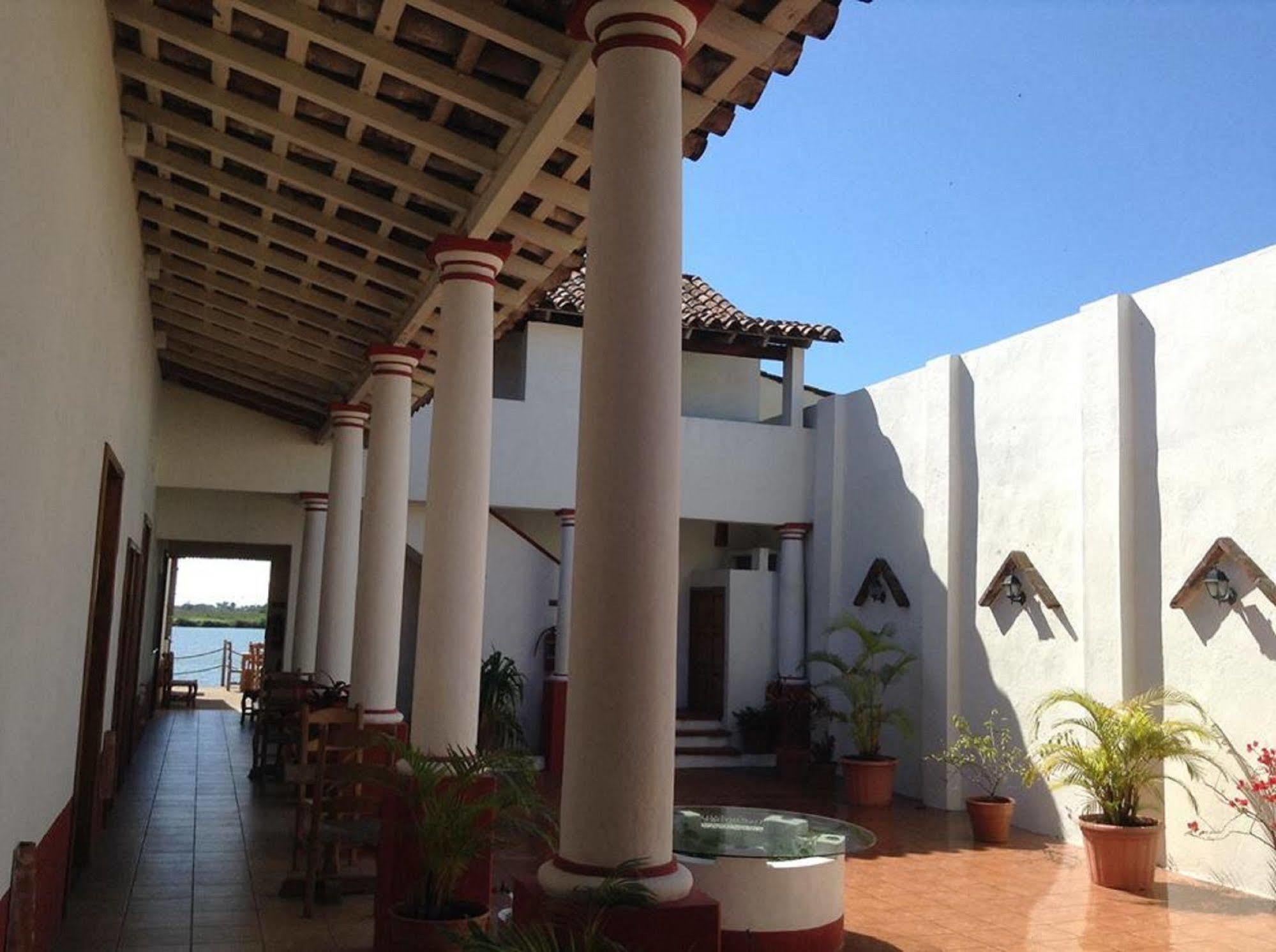 Casa Del Rio Hotel Tlacotalpan Buitenkant foto